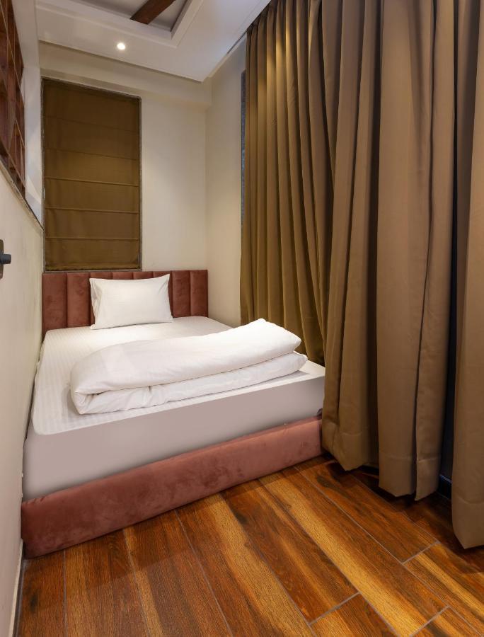 Hotel La Eden Масурі Екстер'єр фото
