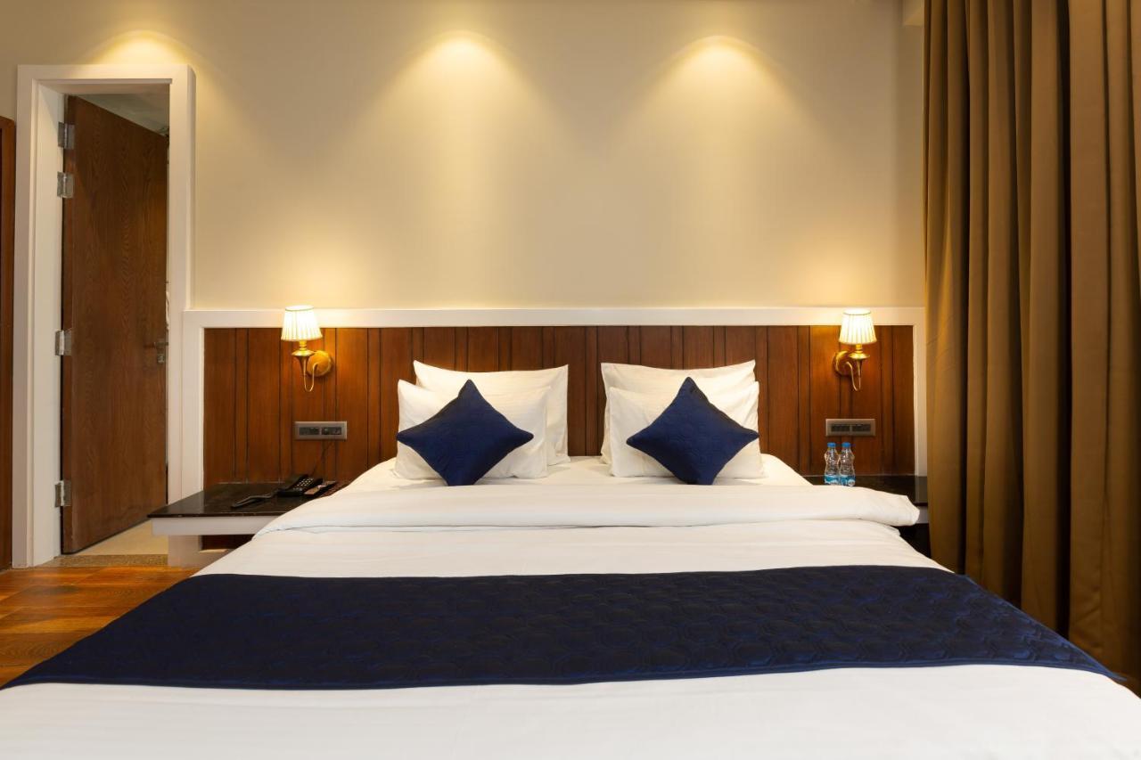 Hotel La Eden Масурі Екстер'єр фото